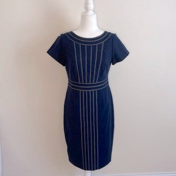 Boden Kitty Textured Dress | 8 Petite | Navy - Picture 1 of 12